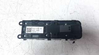 Recambio de mando elevalunas delantero izquierdo para land rover range rover evoque 2018- referencia OEM IAM HW02SWA03  