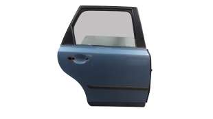 Recambio de puerta trasera derecha para volvo v50 familiar 2004-2012 1.6 diesel cat referencia OEM IAM 31335470  