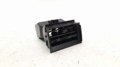 Recambio de rejilla aireadora para nissan patrol (k/w260) 1989-2002 largo ta referencia OEM IAM 68750C8260  