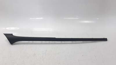 Recambio de moldura para toyota hilux (kun) 2005-2016 referencia OEM IAM 55474KK110  