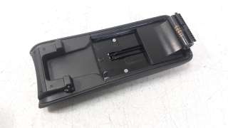 Recambio de apoyabrazos central para toyota avensis 2015-2018 1.8 16v cat referencia OEM IAM 5892505040B1  