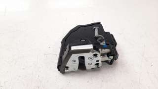 Recambio de cerradura puerta trasera derecha para toyota avensis 2015-2018 1.8 16v cat referencia OEM IAM 6905005051  