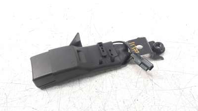 Recambio de cinturon seguridad trasero derecho para toyota avensis 2015-2018 1.8 16v cat referencia OEM IAM 60930922  