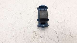Recambio de mando elevalunas delantero derecho para toyota avensis 2015-2018 1.8 16v cat referencia OEM IAM 8481005080  