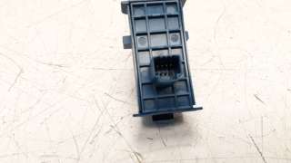 Recambio de mando elevalunas delantero derecho para toyota avensis 2015-2018 1.8 16v cat referencia OEM IAM 8481005080  