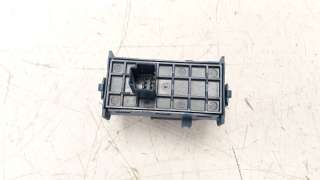 Recambio de mando elevalunas trasero izquierdo para toyota avensis 2015-2018 1.8 16v cat referencia OEM IAM 8481005080  