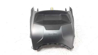 Recambio de pantalla multifuncion para toyota avensis 2015-2018 1.8 16v cat referencia OEM IAM 5880405250  