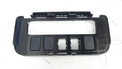 Recambio de moldura para mitsubishi outlander (gf0) 2012- phev kaiteki 4wd referencia OEM IAM 8010A318ZZ  