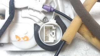 Recambio de cerradura puerta delantera derecha para mazda 3 lim. () 2013- 2.2 turbodiesel cat referencia OEM IAM BHS258310A  