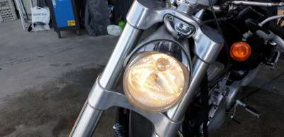 Recambio de faro delantero para harley-davidson vrsc 2001-2017 referencia OEM IAM 6834105A  