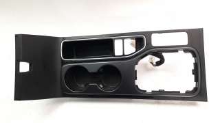 Recambio de moldura para hyundai tucson 2015- 1.6 crdi cat referencia OEM IAM 84651D7AA04X 84605D7JF0TTU 