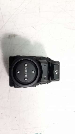 Recambio de mando retrovisor para kia stonic (ybcuv) 2017- 1.6 crdi cat referencia OEM IAM 4D64801160  