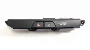 Recambio de warning para kia stonic (ybcuv) 2017- 1.6 crdi cat referencia OEM IAM 4D63611000  