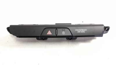 Recambio de warning para kia stonic (ybcuv) 2017- 1.6 crdi cat referencia OEM IAM 4D63611000  