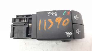 Recambio de mando multifuncion para renault clio iv 2012- 1.2 16v referencia OEM IAM 255522448R  