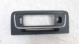 Recambio de moldura para volvo v60 kombi 2010-2018 2.0 diesel cat referencia OEM IAM 8648740  