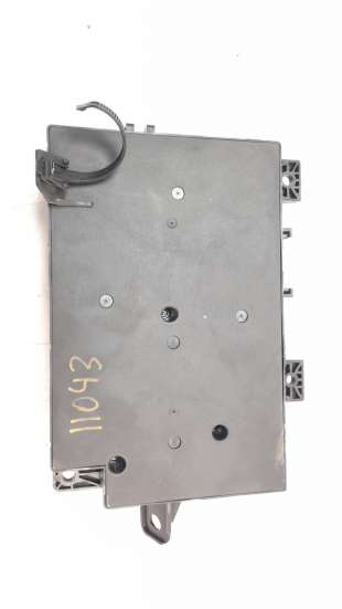 Recambio de caja reles / fusibles para mitsubishi outlander (gf0) 2012- phev kaiteki 4wd referencia OEM IAM 8637B680 A2C74608313 2