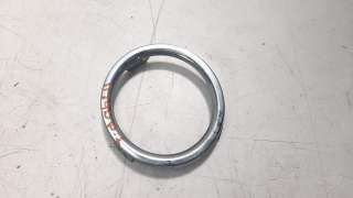 Recambio de moldura para renault clio iv 2012- 1.2 16v referencia OEM IAM 261A27071R  