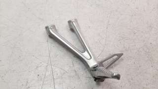 Recambio de estribo lateral para honda cb 650r 2018- referencia OEM IAM 50760MKND50  