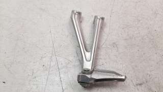 Recambio de estribo lateral para honda cb 650r 2018- referencia OEM IAM 50760MKND50  