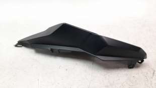Recambio de moldura para honda cb 650r 2018- referencia OEM IAM 77231MKYD500  