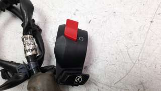 Recambio de piña luces derecha para honda cb 650r 2018- referencia OEM IAM 35130MKND11  