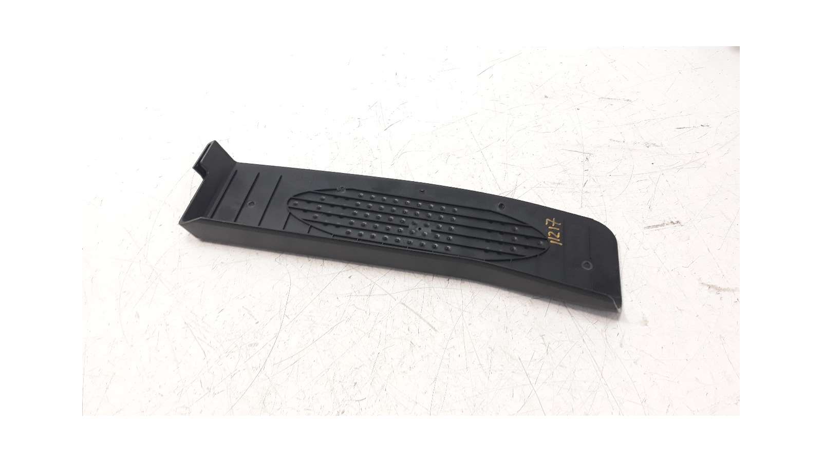 Recambio de moldura para bmw serie 3 coupe (e92) 2006-2012 2.0 turbodiesel cat referencia OEM IAM 51477906850   Recambio de moldura para bmw serie 3 coupe (e92) 2006-2012 2.0 turbodiesel cat referencia OEM IAM 51477906850