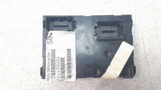 Recambio de caja reles / fusibles para jeep compass ii 2017- business 4x2 referencia OEM IAM P68411149AE  