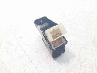Recambio de mando elevalunas delantero derecho para kia stonic (ybcuv) 2017- 1.2 cat referencia OEM IAM 93575H8000WK  