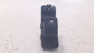 Recambio de mando elevalunas trasero izquierdo para kia stonic (ybcuv) 2017- 1.2 cat referencia OEM IAM 93580H8000WK  