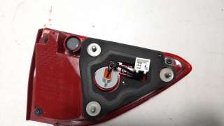 Recambio de piloto trasero derecho interior para kia stonic (ybcuv) 2017- 1.2 cat referencia OEM IAM 92404H8400  