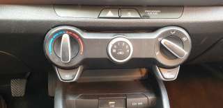 Recambio de mando calefaccion / aire acondicionado para kia stonic (ybcuv) 2017- 1.2 cat referencia OEM IAM 97250HB120  