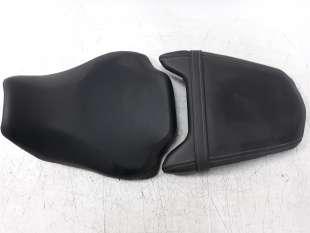 Recambio de asiento para honda cbr 650r 2018- referencia OEM IAM 77100MKND51ZB  