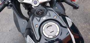 Recambio de moldura para honda cbr 650r 2018- referencia OEM IAM 17570MKND10ZA  