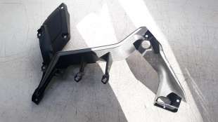 Recambio de moldura para honda cbr 650r 2018- referencia OEM IAM 64242MKND100  