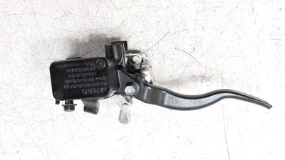 Recambio de bomba freno para yamaha tricity 300 2020- referencia OEM IAM 2CMF580A10  