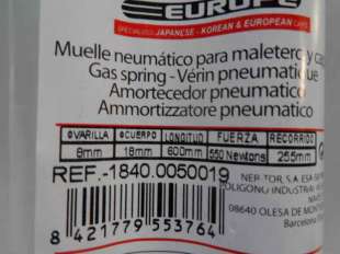Recambio de amortiguadores maletero / porton para universal universal - universal referencia OEM IAM 60CM550N 18400050019 PU0556 2