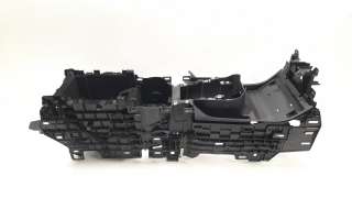 Recambio de moldura para land rover range rover evoque 2018- referencia OEM IAM K8D2045C22B  