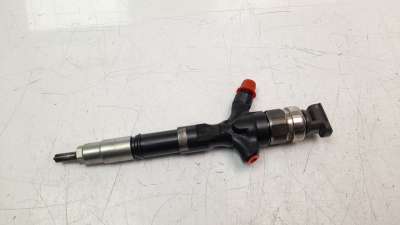 Recambio de inyector para toyota hilux (kun) 2005-2016 2.5 turbodiesel referencia OEM IAM 2367030150  