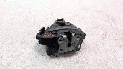 Recambio de cerradura puerta trasera derecha para renault captur ii 2019- 1.0 tce referencia OEM IAM 825021122R  