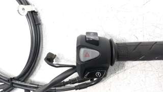 Recambio de piña luces derecha para honda forza 125 2018- forza 125 referencia OEM IAM 35160K40F61  