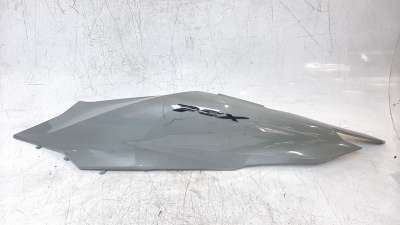 Recambio de moldura para honda pcx 125 2018- pcx 125 referencia OEM IAM 83650K1YJ50ZB  