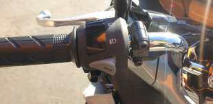 Recambio de piña luces izquierda para honda pcx 125 2018- pcx 125 referencia OEM IAM 35200K1YD12  
