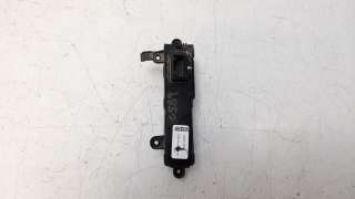 Recambio de interruptor para kia ceed 2018- 1.0 tgdi cat referencia OEM IAM 93300J7040  