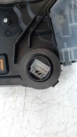 Recambio de cerradura puerta trasera derecha para lexus ux (za10) 2018- referencia OEM IAM 6905076020   2