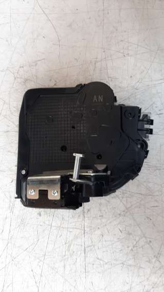 Recambio de cerradura puerta trasera derecha para lexus ux (za10) 2018- referencia OEM IAM 6905076020  