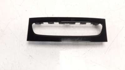 Recambio de moldura para opel grandland x 2017- 1.2 referencia OEM IAM YP00054277  