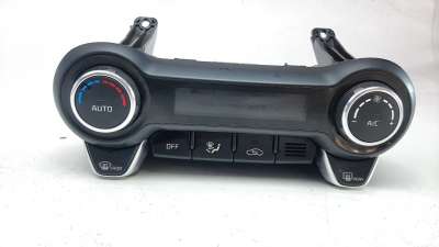 Recambio de mando climatizador para kia stonic (ybcuv) 2017- 1.0 tgdi cat referencia OEM IAM 97250H8220SA1  