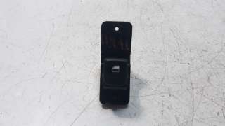 Recambio de mando elevalunas delantero derecho para kia stonic (ybcuv) 2017- 1.0 tgdi cat referencia OEM IAM 93576H8000  