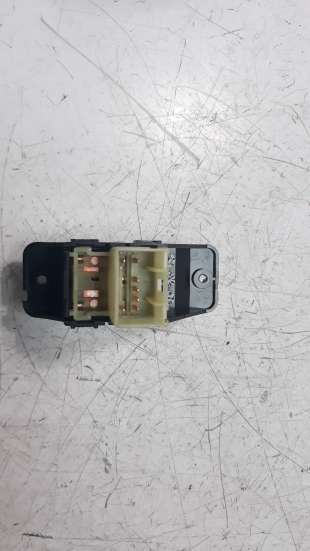 Recambio de mando elevalunas trasero derecho para kia stonic (ybcuv) 2017- 1.0 tgdi cat referencia OEM IAM 4D65251000   2
